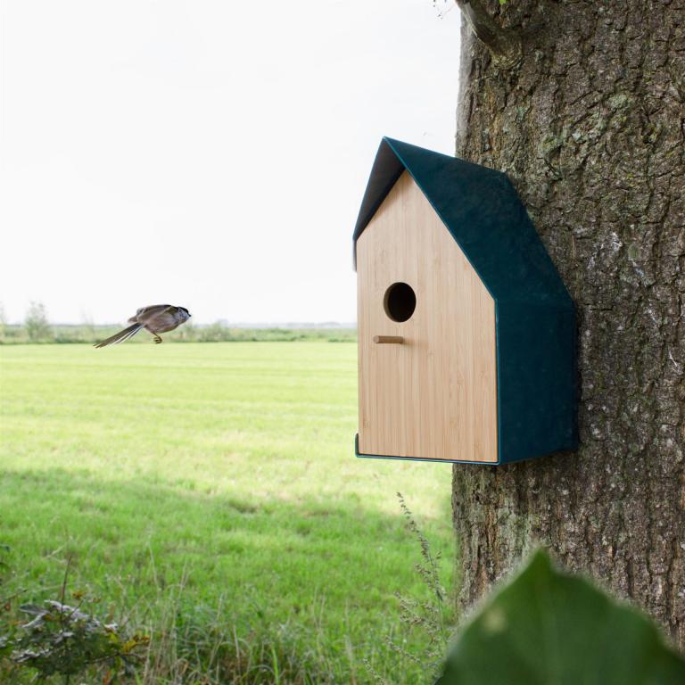 happy-bird-house-nistkasten-holz-metall-modern