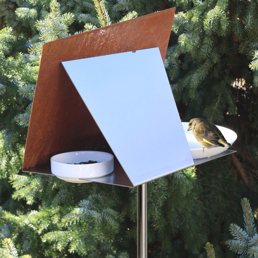 Metall-Vogelhaus-Vogeltraenke-VHT-16-design-architektur-2