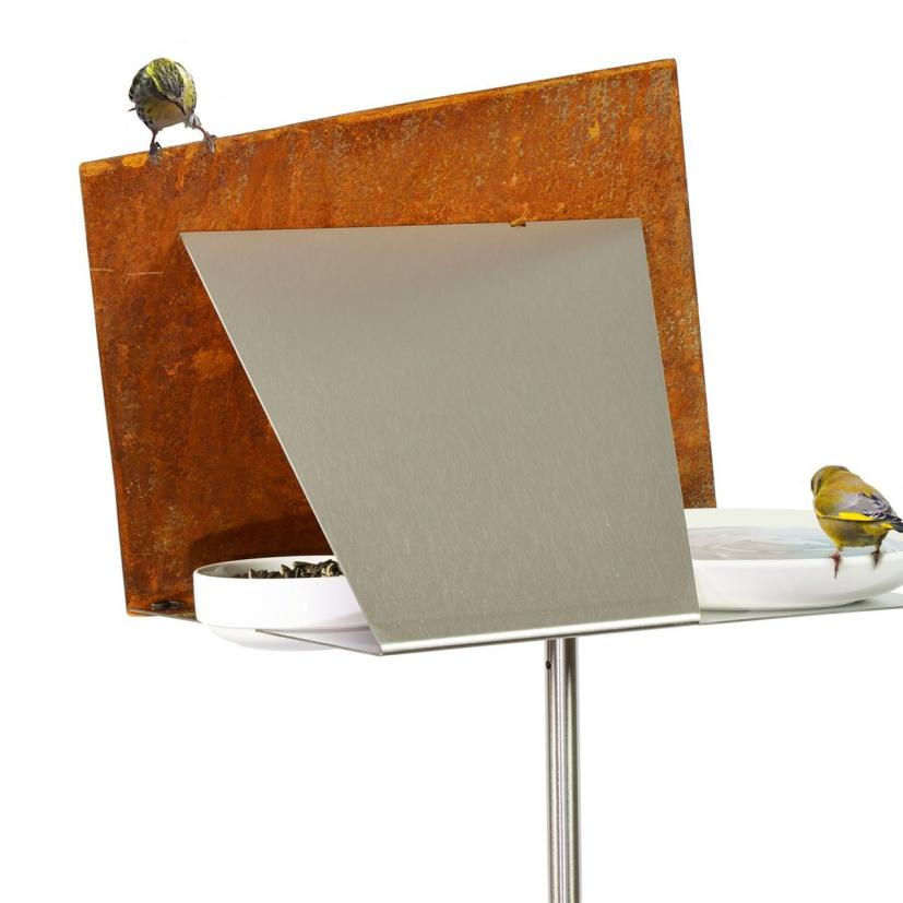 Vogelfutterhaus-Vogeltraenke-metall-VHT-16-freistehend