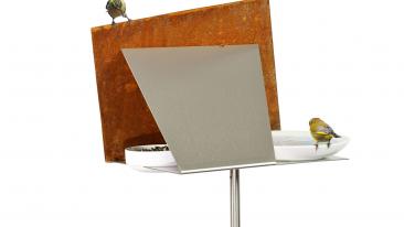 Vogelfutterhaus-Vogeltraenke-metall-VHT-16-freistehend